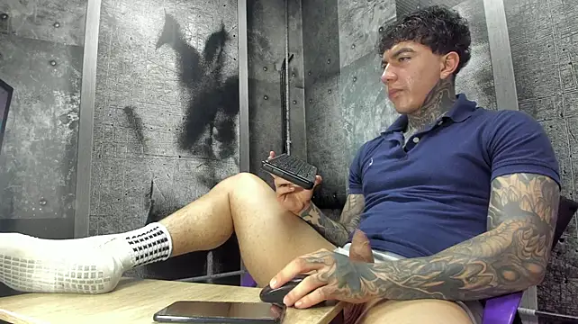 Chat XXX en directo de Gury_tattoo