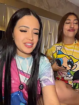 Sara_fun's Live Chat Room
