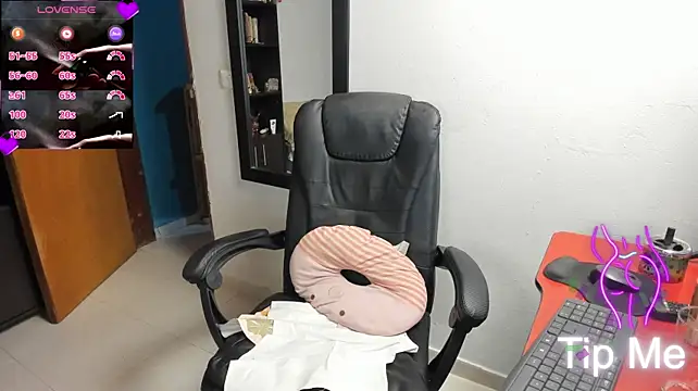 peanut_tangerine's Live XXX Chat