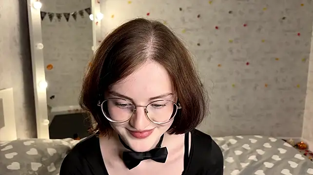 FakeLamb Chat XXX in diretta