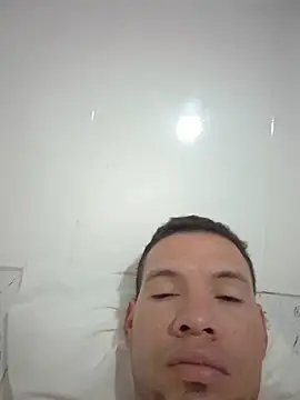 XXX chat uživo modela kinke31