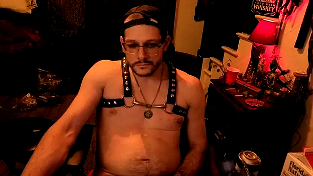 MasterDaddyCool XXX чат на живо