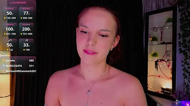 PollyHiller1 - Oil on my pussy for you?💦😽🫣