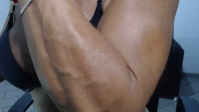 Czat XXX na żywo – Stronggsexy