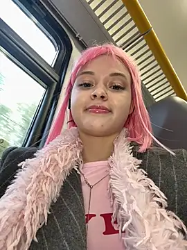 TimesSquare_ XXX чат на живо