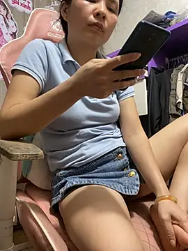 Онлайн чат XXX Ivy_Trix2
