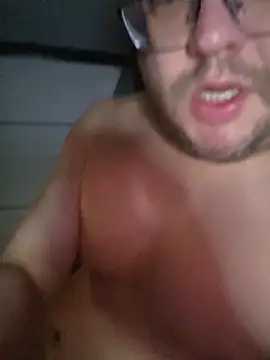 HeteroDiferente's Live XXX Chat