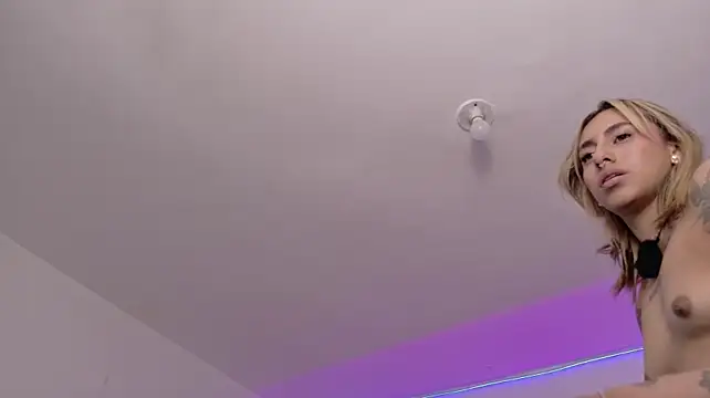 Živý XXX chat Lily-coopers