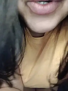 kitty_2000 Obrolan Langsung XXX
