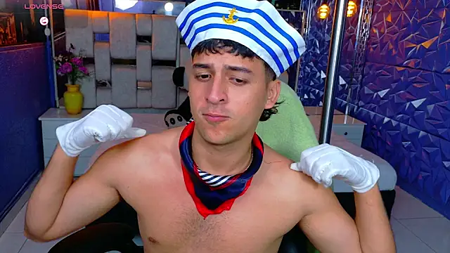 צ'אט XXX בשיד ור חי של ian_sprouse