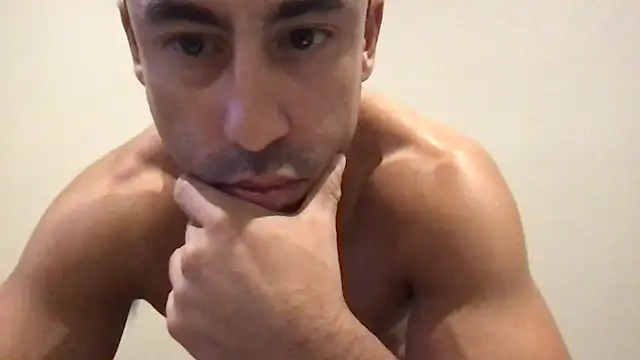 BigGuyMuscle Live XXX-chat