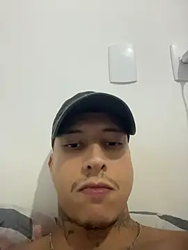 Ttinho Live XXX Chat