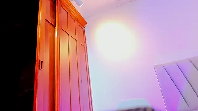 Sweett_zoe18 - Play with fingers in lil pussy 🩷
