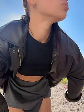 AngelinaTeller - Naked outside 🤪