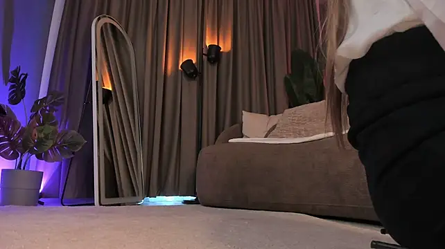 Živý XXX chat LisaAventi