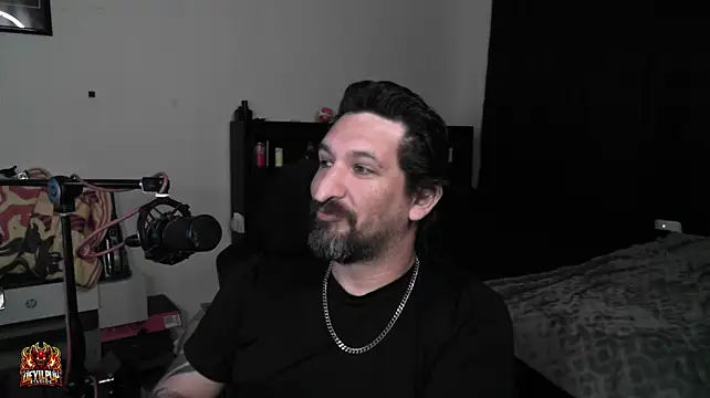 DevilPup75_'s Live XXX Chat
