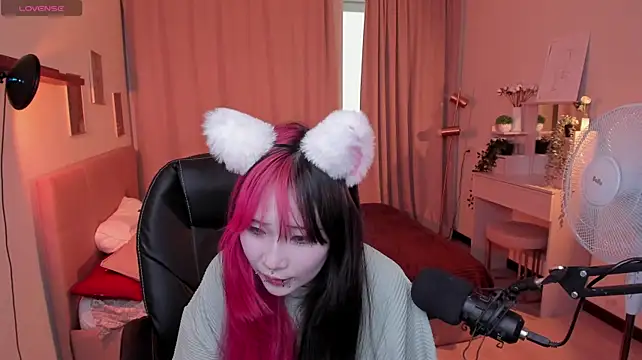 XXX chat uživo modela Ruby_Wright