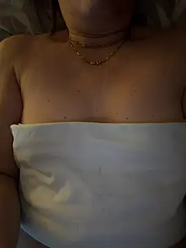 SweetMia36UK's Live XXX Chat