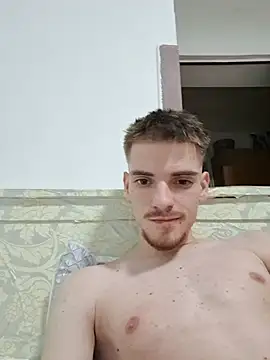 darkboy665 即時 XXX 聊天