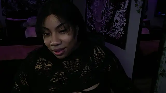 RoxieVoss' Live XXX Chat