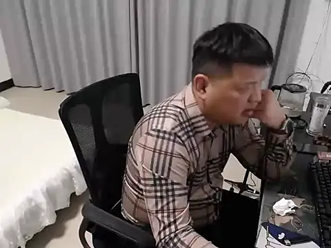 zhang1118 Chat XXX live