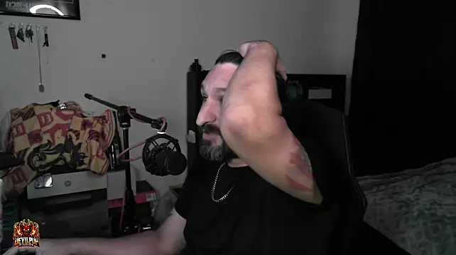 DevilPup75_'s Live XXX Chat