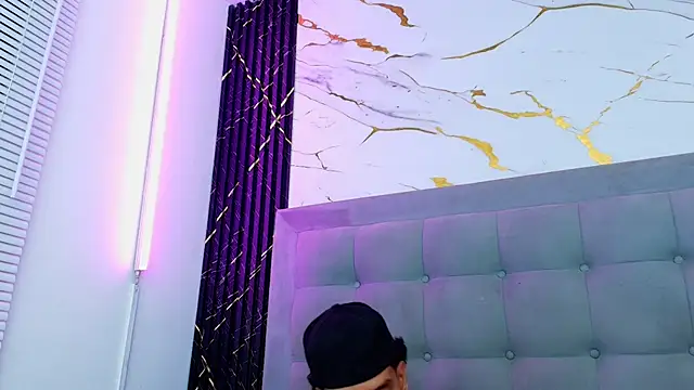 Chat XXX Live kai_storm77