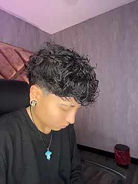 Czat XXX na żywo – ian_mathias_