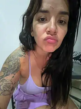 Онлайн чат XXX Lau_goddess_ass