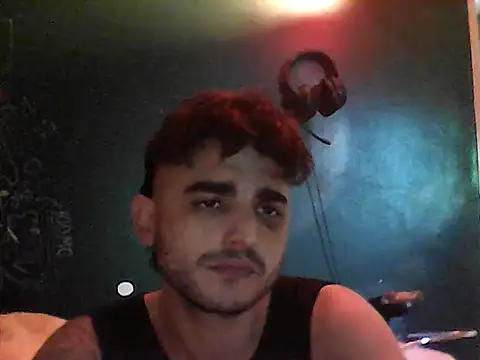 Bezzzzzerr Chat XXX live