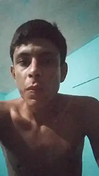 GuillermoRivas' Live XXX Chat