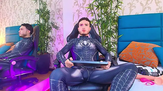 Salvattore_Muller's Live XXX Chat