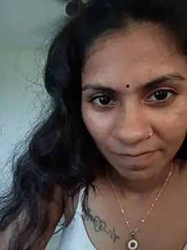 XXX chat uživo modela Lela106xxx