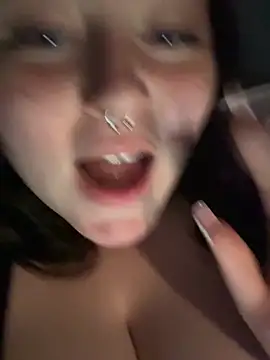 Evemeqt Chat XXX live