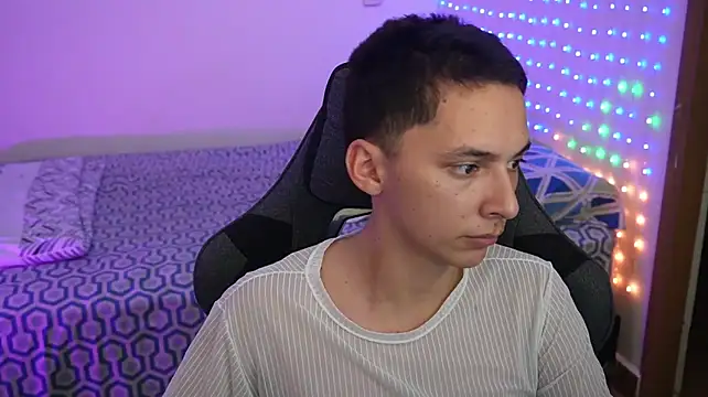 Chat +18 de archi_love ao vivo
