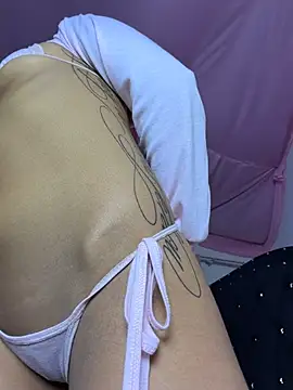 Natty_666 - twerking + take off panties