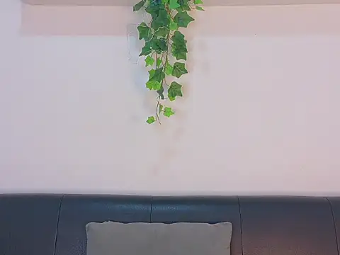 TylerWest_ লাইভ XXX চ্যাট