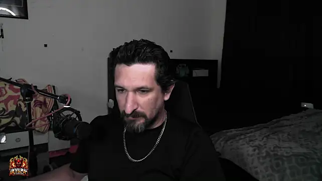 DevilPup75_ XXX чат на живо