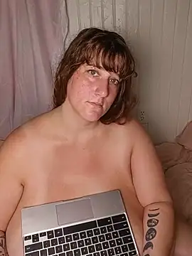 Babyally2 - Plzzzzzzzzzz make me cum 😜
