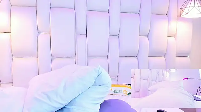 Ethana_lennox - control machin x1 min + fingers pussy
