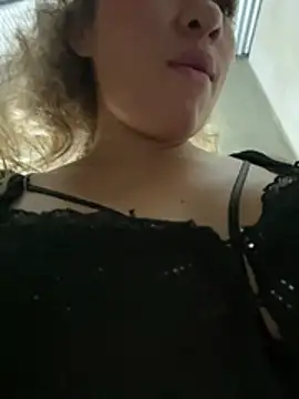 Chat +18 de Jannieth ao vivo