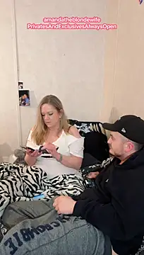 amandatheblondewifen Live XXX chat
