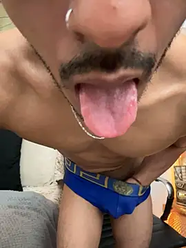 anddy_white 即時 XXX 聊天