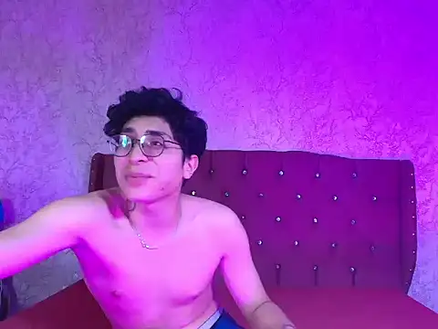 แชท XXX สดของ Ximenasilver