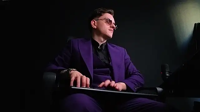 FelixStarkk's Live XXX Chat