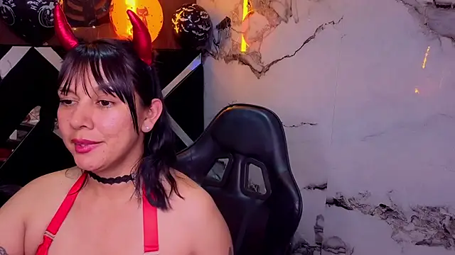 Chatroom XXX en direct de Afrodita_b_