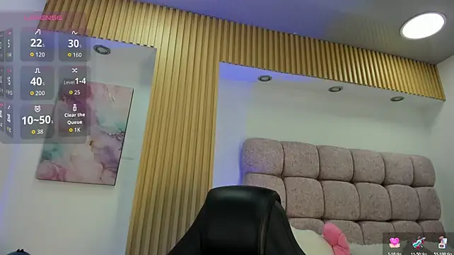1Sloppy_Fox4 - show tits