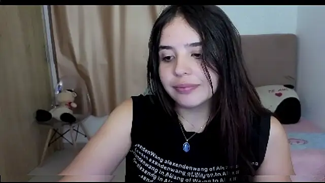_alicia_z - Domi check for 2 minutes