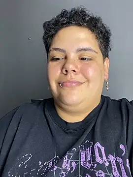 Hailey_Curvy's Live XXX Chat