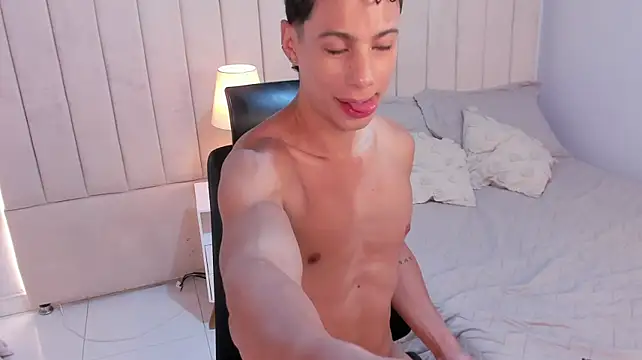 Chatroom XXX en direct de JustPhantom